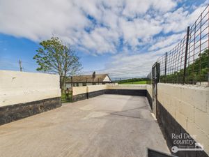 Kennels- click for photo gallery